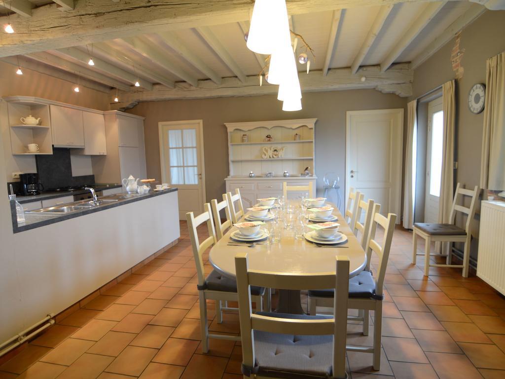 Charming Holiday Home In Zele Near The Forest Zewnętrze zdjęcie